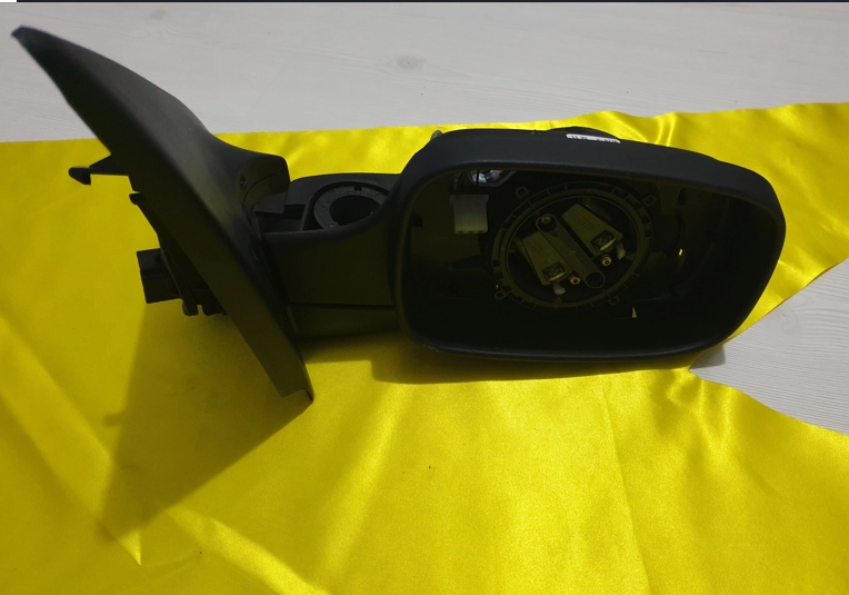 resimler/genel/Renault megan 2 sag dış dikiz aynası orjinal sifir mais 7701068375